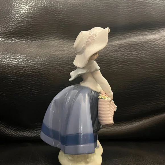 LLADRO 1983 #5222 